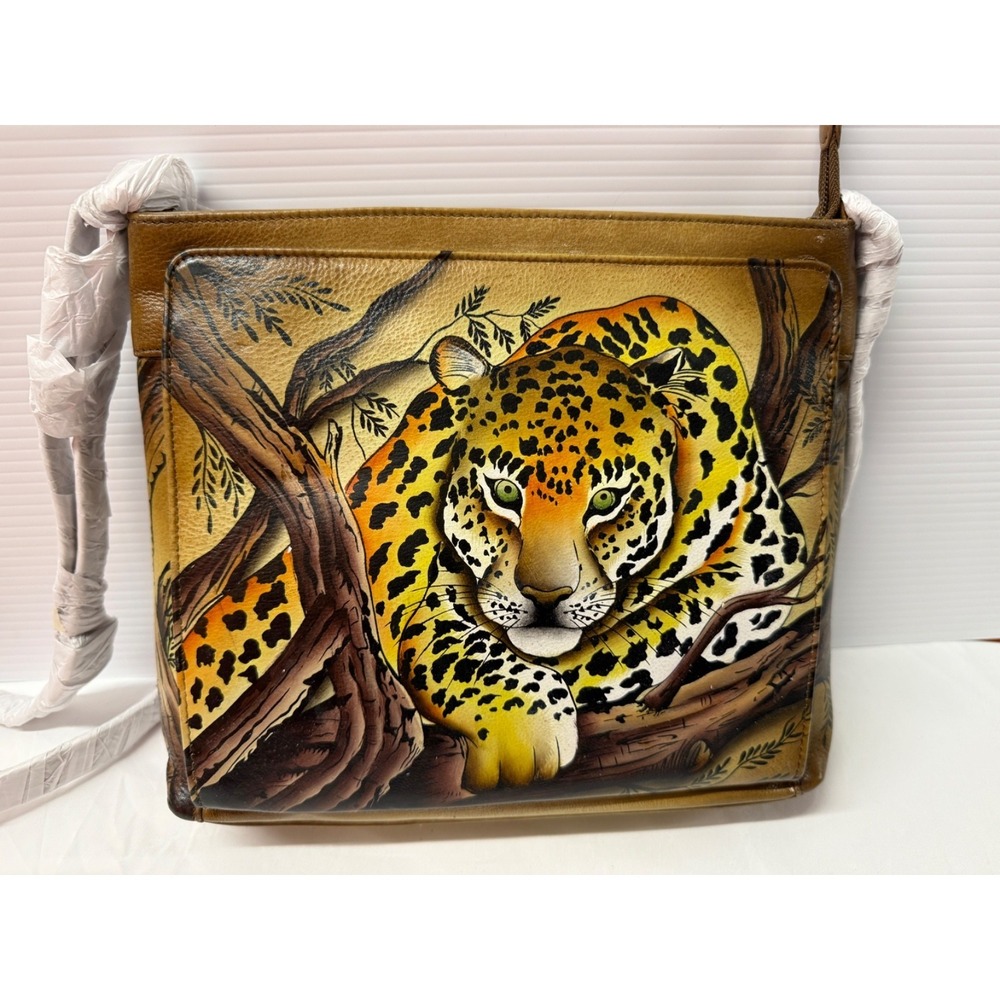 ANUSCHKA  AFRICAN LEOPARD CAT PURSE Hand-Painted Leather Crossbody‎ NEW RARE - Picture 2 of 15